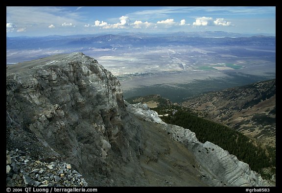 Cliffs below Mt Washington overlooking Spring Valley, morning. Great Basin National Park, Nevada, USA.