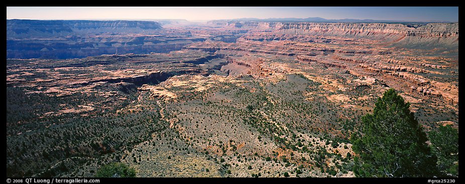 Plateau nested inside canyon. Grand Canyon National Park (color)
