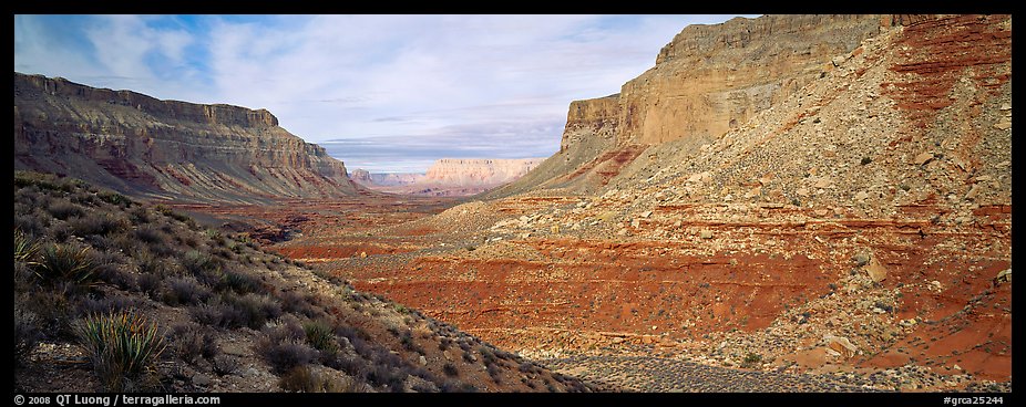 Havasu Canyon. Grand Canyon  National Park (color)