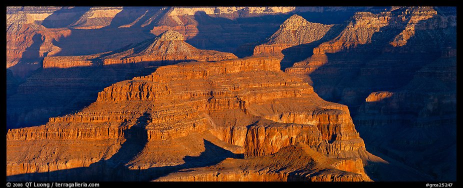 Canyon buttes. Grand Canyon  National Park (color)