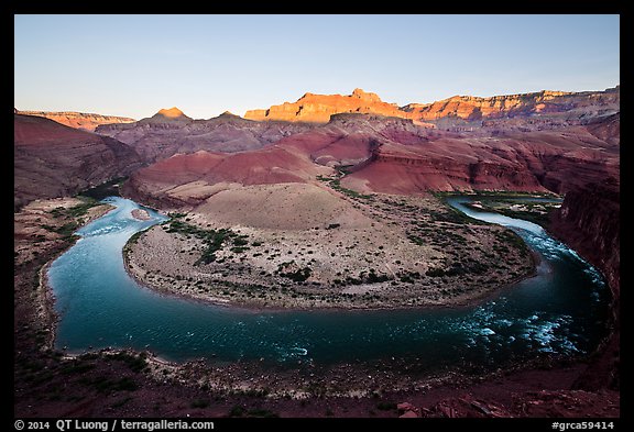 Colorado River bend at Unkar Rapids, sunrise. Grand Canyon National Park (color)