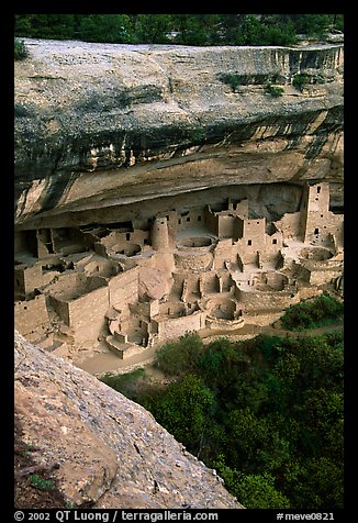 Cliff Palace, late afternoon. Mesa Verde National Park, Colorado, USA.