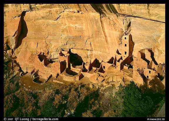 Square Tower house, the park's tallest ruin, afternoon. Mesa Verde National Park (color)