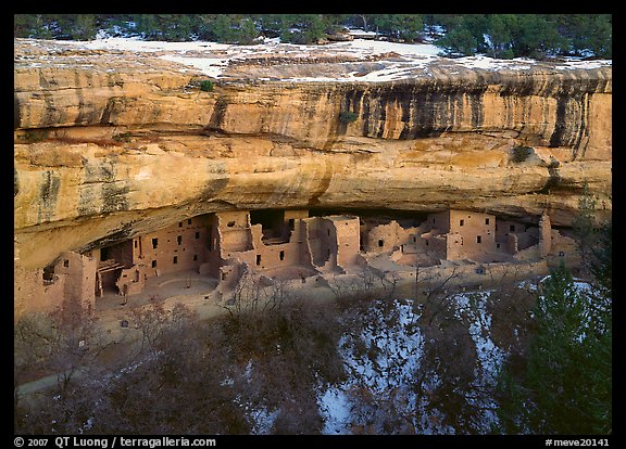 Spruce Tree house and alcove in winter. Mesa Verde National Park, Colorado, USA.