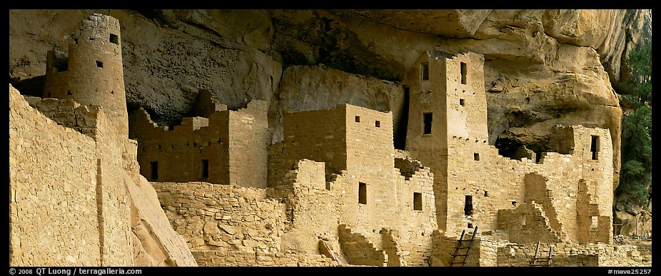 Anasazi cliff dwelling. Mesa Verde National Park (color)