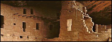 Cliff dwelling ruin. Mesa Verde National Park, Colorado, USA.