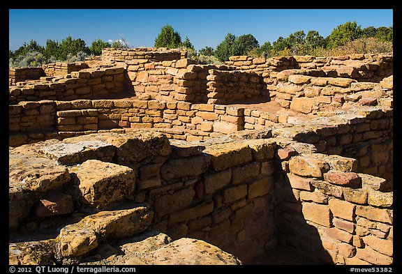 Mesa top  Ancestral Puebloan ruin. Mesa Verde National Park, Colorado, USA.