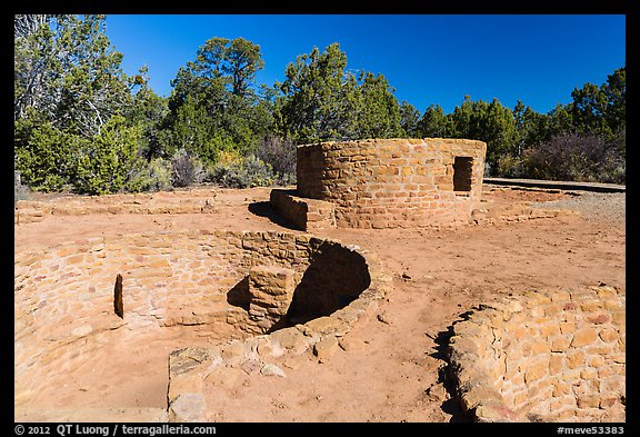 Far View Tower. Mesa Verde National Park (color)