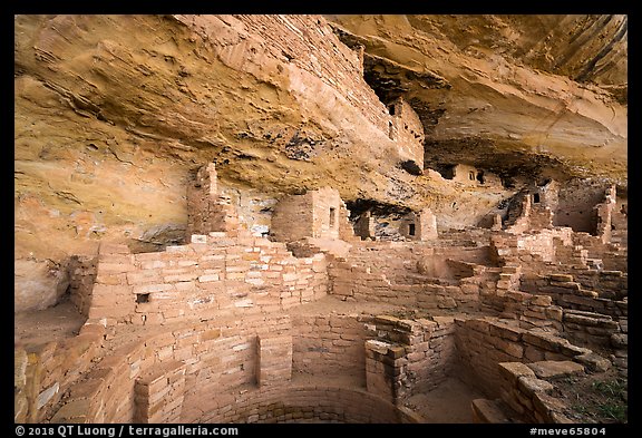 Mug House, Wetherill Mesa. Mesa Verde National Park (color)