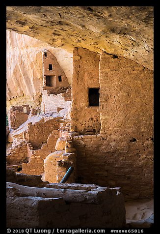 Side view of structures abutting cliff, Long House. Mesa Verde National Park, Colorado, USA.