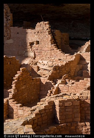Original walls from Ancestral Puebloan cliff dwelling. Mesa Verde National Park (color)