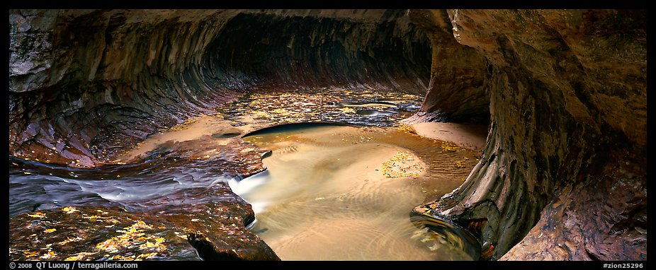 The Subway in autumn. Zion National Park (color)
