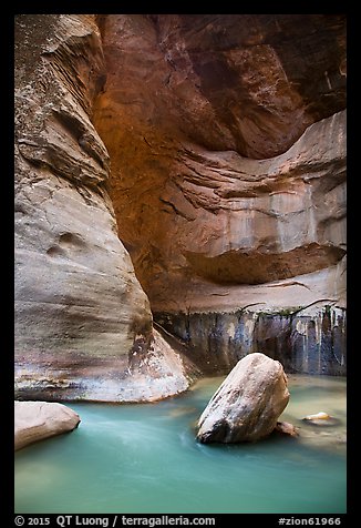 Virgin River flowing around boulders in the Narrows. Zion National Park (color)
