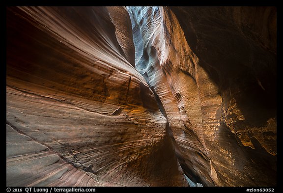 Slanted slot walls, Keyhole Canyon. Zion National Park (color)