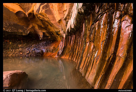 Chamber with striated walls, Pine Creek Canyon. Zion National Park (color)