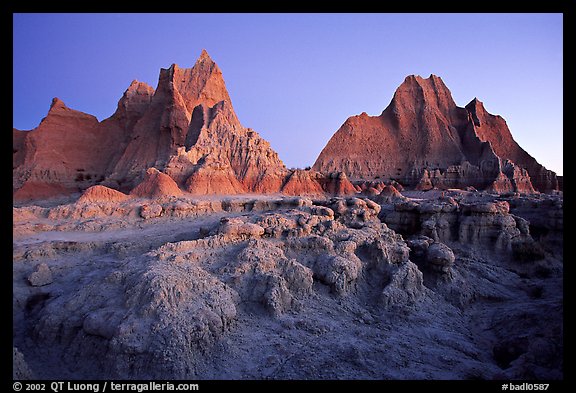 Erosion formations, Cedar Pass, dawn. Badlands National Park (color)