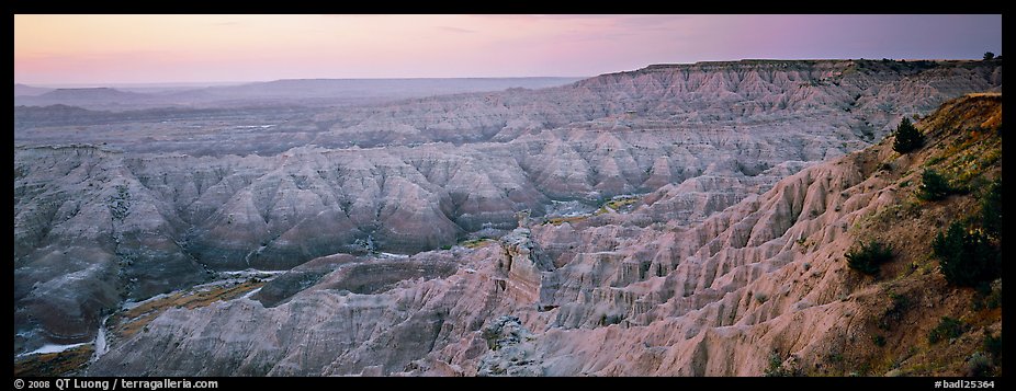 Badlands scenery at dawn. Badlands National Park (color)