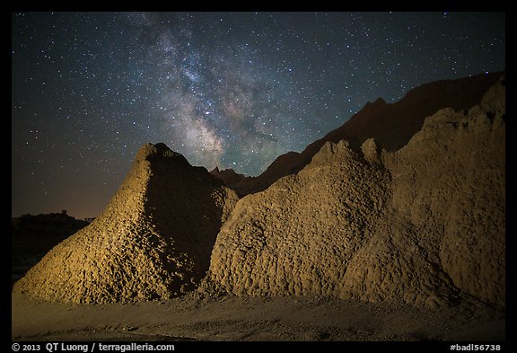 Badlands and Milky Way. Badlands National Park (color)