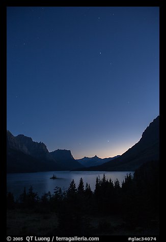 Stary sky above St Mary Lake. Glacier National Park, Montana, USA.