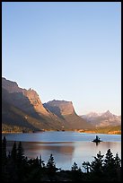 St Mary Lake and Wild Goose Island at sunrise. Glacier National Park, Montana, USA.