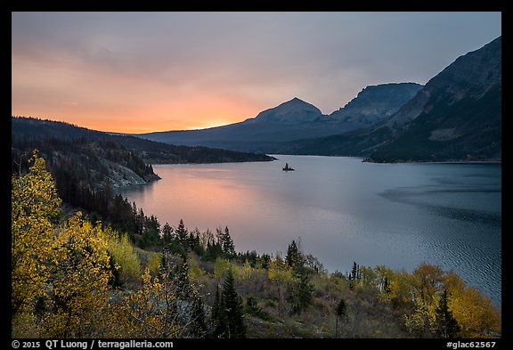 Saint Mary Lake and Wild Goose Island, autumn sunrise. Glacier National Park (color)