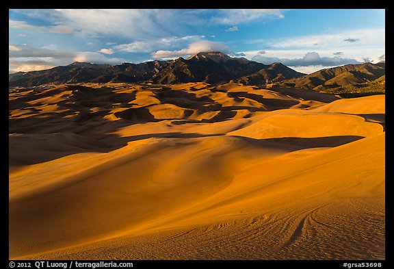Dune field and Sangre de Cristo mountains at sunset. Great Sand Dunes National Park, Colorado, USA.