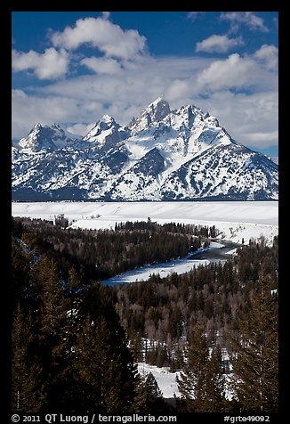 Snake River bend and Grand Teton in winter. Grand Teton National Park, Wyoming, USA.