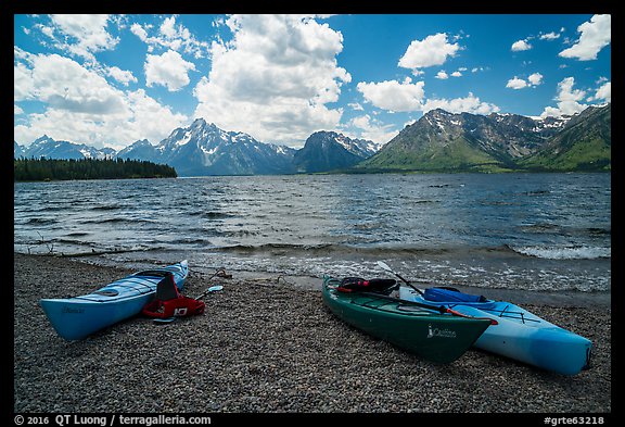 Kayaks on shores of Jackson Lake. Grand Teton National Park (color)
