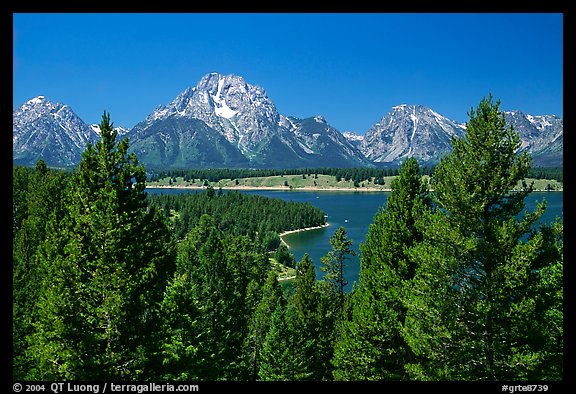 Teton range and Jackson Lake seen from Signal Mountain. Grand Teton National Park, Wyoming, USA.