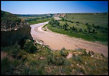 Bend of the Little Missouri River, and Wind Canyon. Theodore Roosevelt National Park, North Dakota, USA.