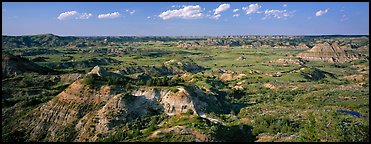 Rugged northern badlands landscape. Theodore Roosevelt National Park, North Dakota, USA.