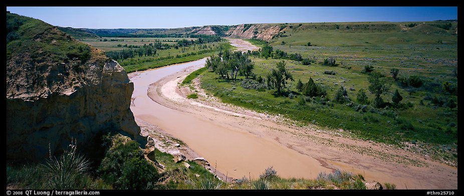 Riverbend and bluff. Theodore Roosevelt National Park (color)