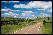 Scenic loop road, South Unit. Theodore Roosevelt National Park, North Dakota, USA.