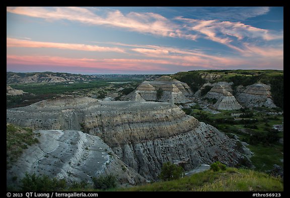 Badlands at sunset, North Unit. Theodore Roosevelt National Park (color)