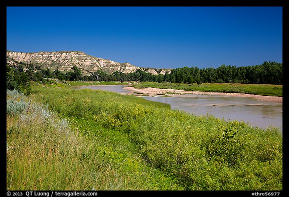Little Missouri River next to Elkhorn Ranch Unit. Theodore Roosevelt National Park (color)