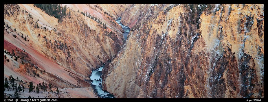 Grand Canyon of Yellowstone. Yellowstone National Park (color)