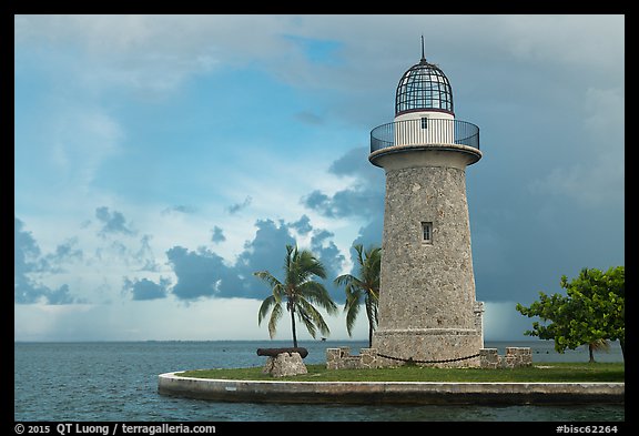 Boca Chita Lighthouse, early morning. Biscayne National Park (color)