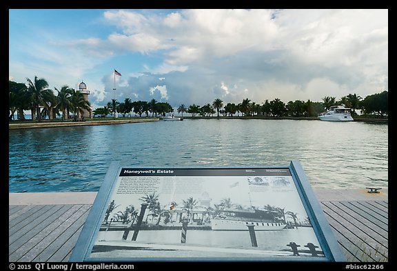 Clould and mangroves, Boca Chita Key. Biscayne National Park (color)