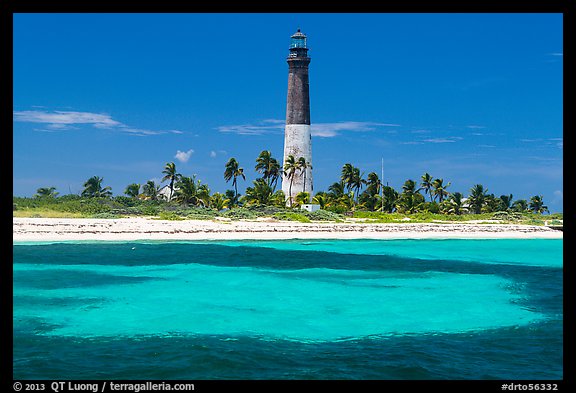 Loggerhead Light and turquoise waters, Loggerhead Key. Dry Tortugas National Park, Florida, USA.