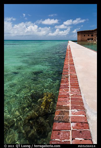 Seawall and coral reefs. Dry Tortugas National Park, Florida, USA.