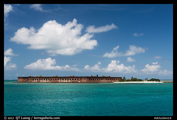 Fort Jefferson and Garden Key from the West. Dry Tortugas National Park, Florida, USA.