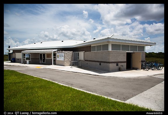 Shark Valley visitor center. Everglades National Park (color)