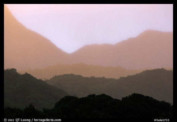 Kipahulu mountain ridges, sunset. Haleakala National Park, Hawaii, USA.