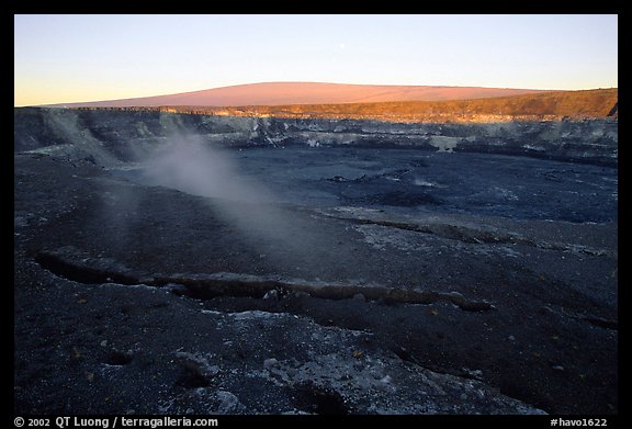 Halemaumau crater overlook and Mauna Loa, sunrise. Hawaii Volcanoes National Park, Hawaii, USA.