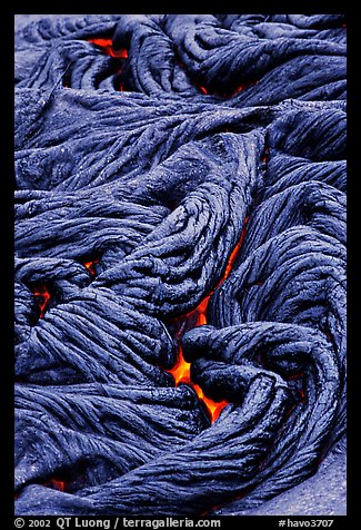 Braids of flowing pahoehoe lava. Hawaii Volcanoes National Park, Hawaii, USA.