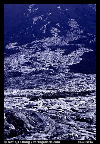 Volcanic landform of recently hardened lava flow at  base of Holei Pali. Hawaii Volcanoes National Park, Hawaii, USA.