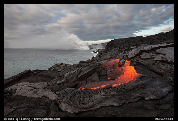 Surface lava flow on the coast. Hawaii Volcanoes National Park, Hawaii, USA.