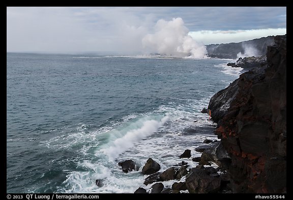 Coastline with lava ocean entries, morning. Hawaii Volcanoes National Park (color)
