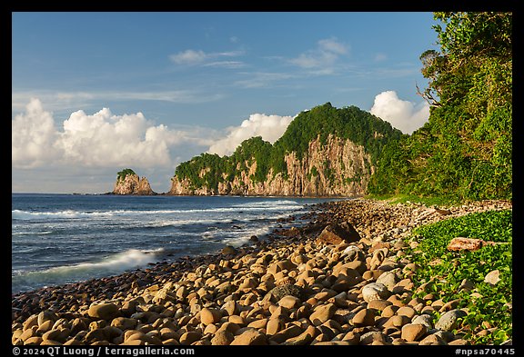 Pola Island from Tuafanua Beach, late afternoon. National Park of American Samoa (color)