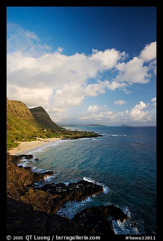 Coastline and Makapuu Beach, early morning. Oahu island, Hawaii, USA